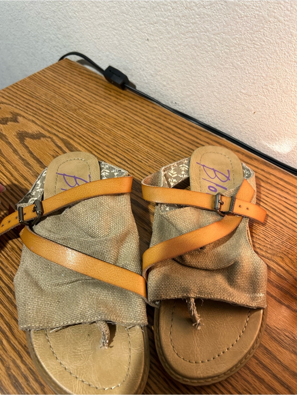 Blowfish Tan & Beige Slide Sandals - Picture 7 of 7